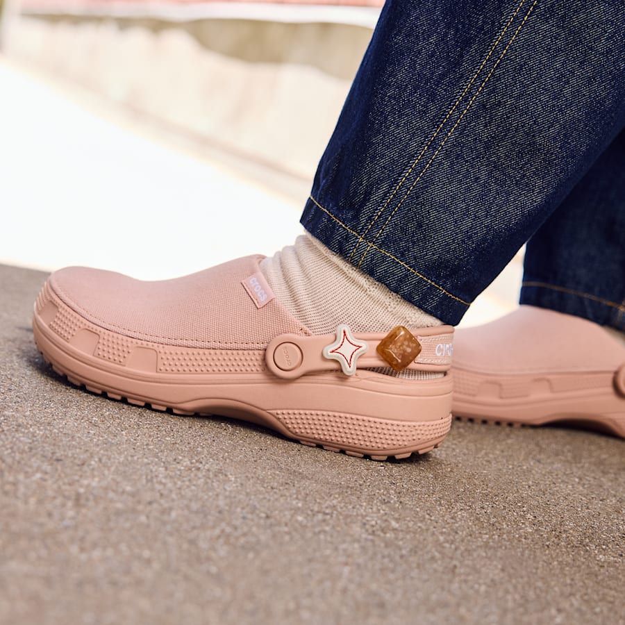 Classic Crafted Clog - US 9016