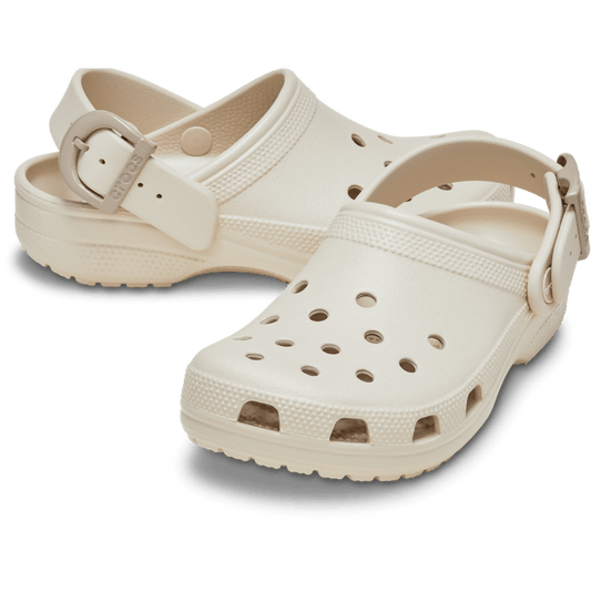 Classic Enamel Buckle Clog - US 8412