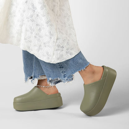 Dylan Platform Clog - US 8249