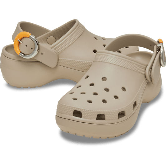 Classic Platform Dipped Buckle Clog - US 9851